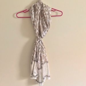 🧣 Old Navy scarf 🧣